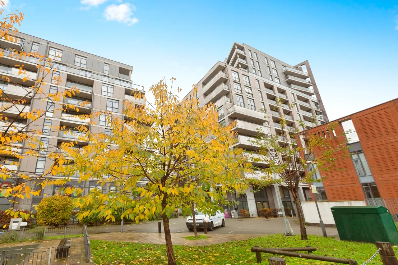Pomfret Place, London, E14, photo 13