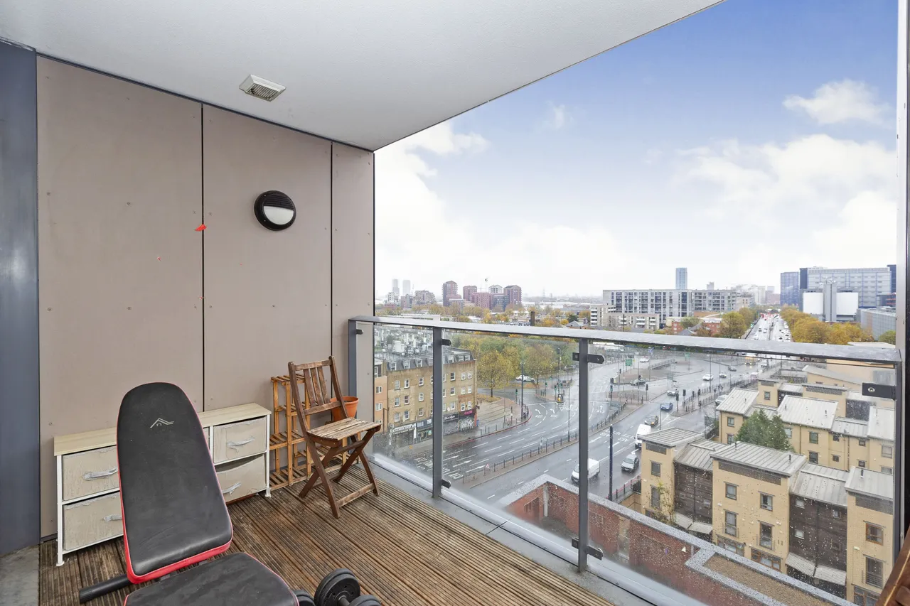 Pomfret Place, London, E14, photo 2