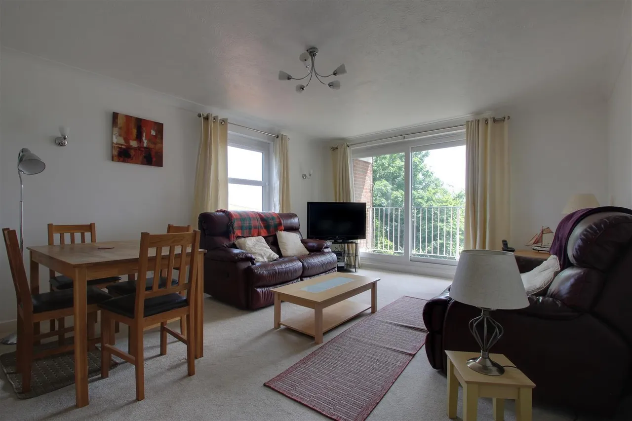 Tennyson Road, Worthing, photo 6