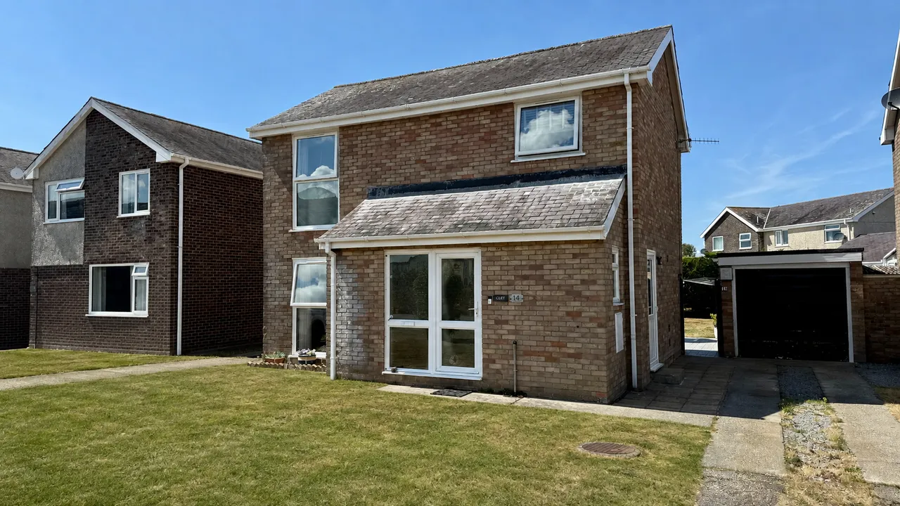 3 bed house for sale, Ty Canol, Harlech, LL46