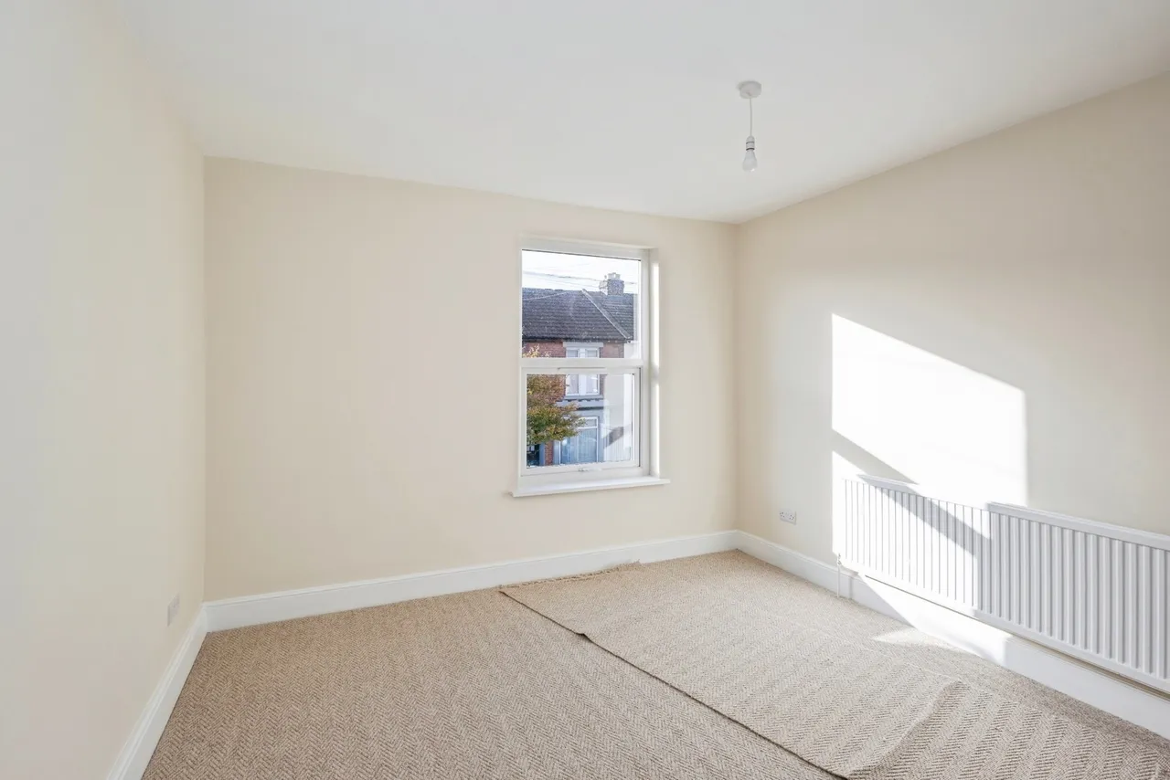 Walden Road, Portsmouth, PO2, photo 19