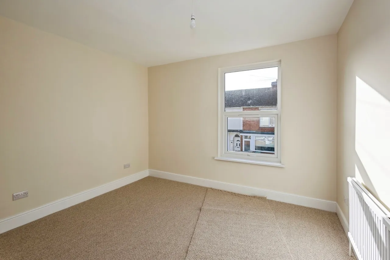 Walden Road, Portsmouth, PO2, photo 18