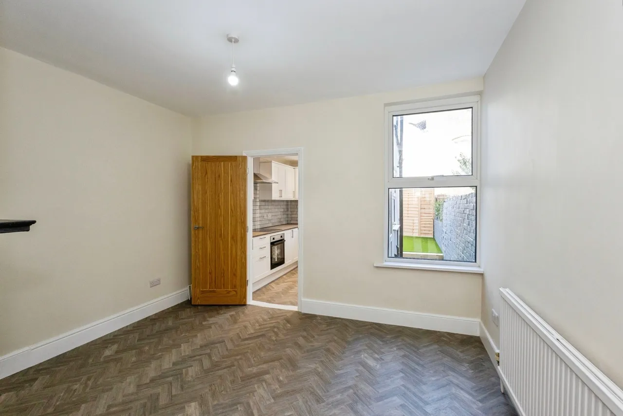 Walden Road, Portsmouth, PO2, photo 8