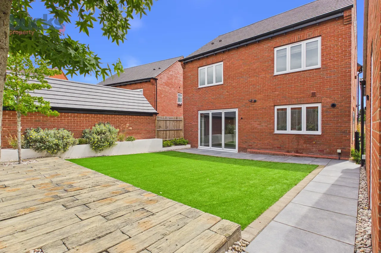 Whatley Mews, Stratford-Upon-Avon, CV37, photo 19