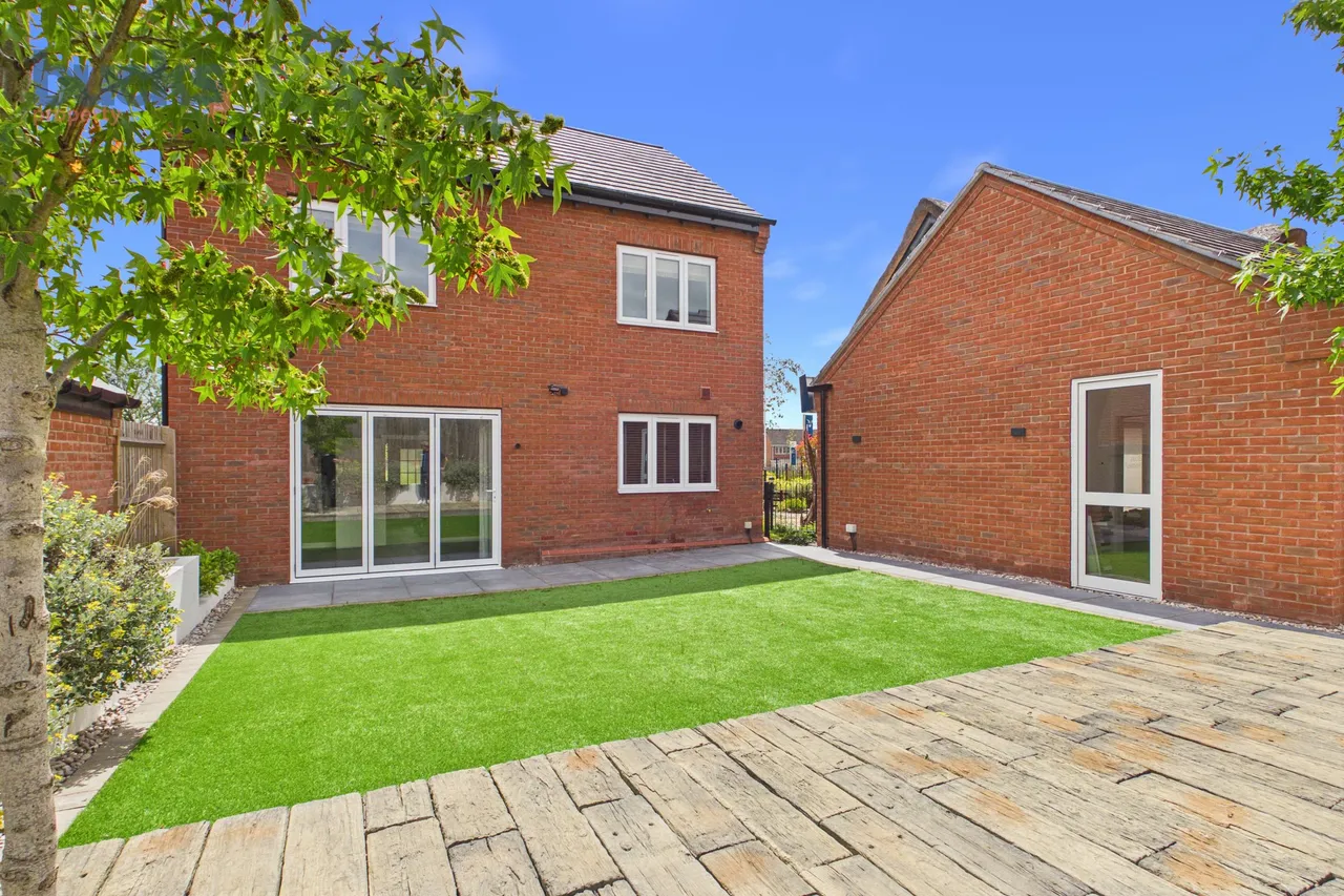 Whatley Mews, Stratford-Upon-Avon, CV37, photo 20