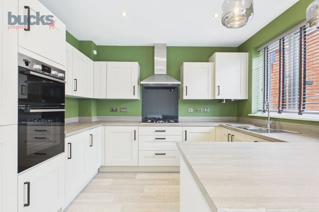Whatley Mews, Stratford-Upon-Avon, CV37, photo 2