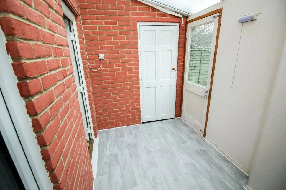 Launcelot Close, Andover, Hampshire, SP10, photo 4