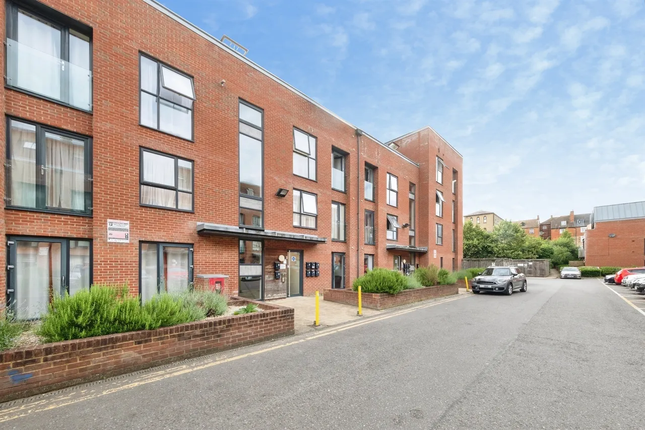 Candleford Court, Buckingham, photo 12