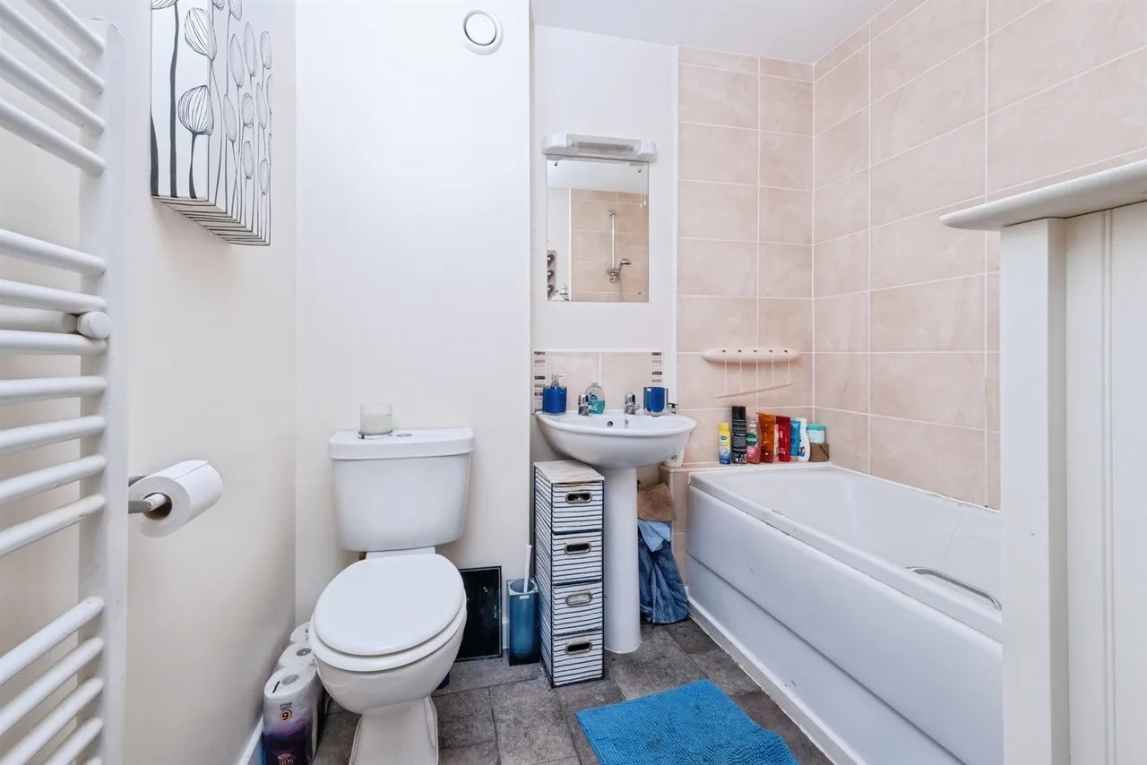 Candleford Court, Buckingham, photo 10