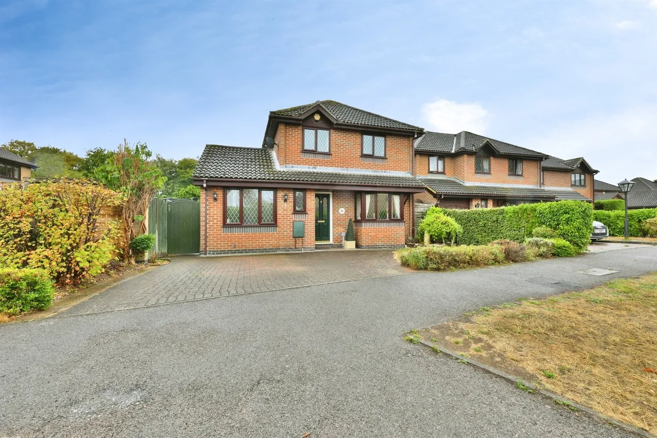 Chelveston, Welwyn Garden City, AL7, photo 26