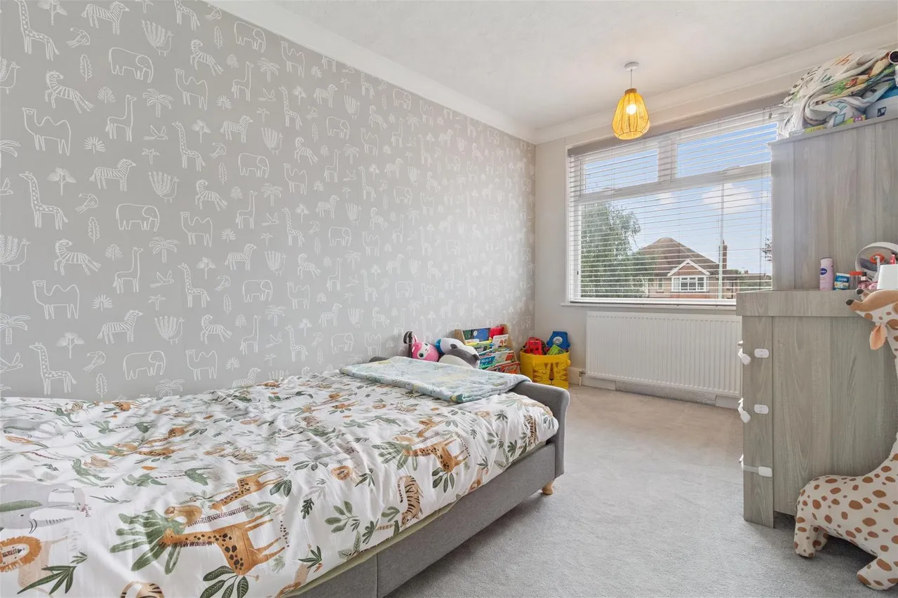 St. Andrews Road, Tarring, Worthing, photo 10