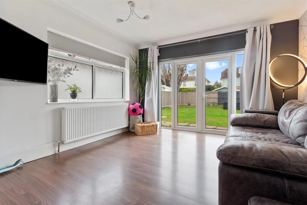 St. Andrews Road, Tarring, Worthing, photo 6