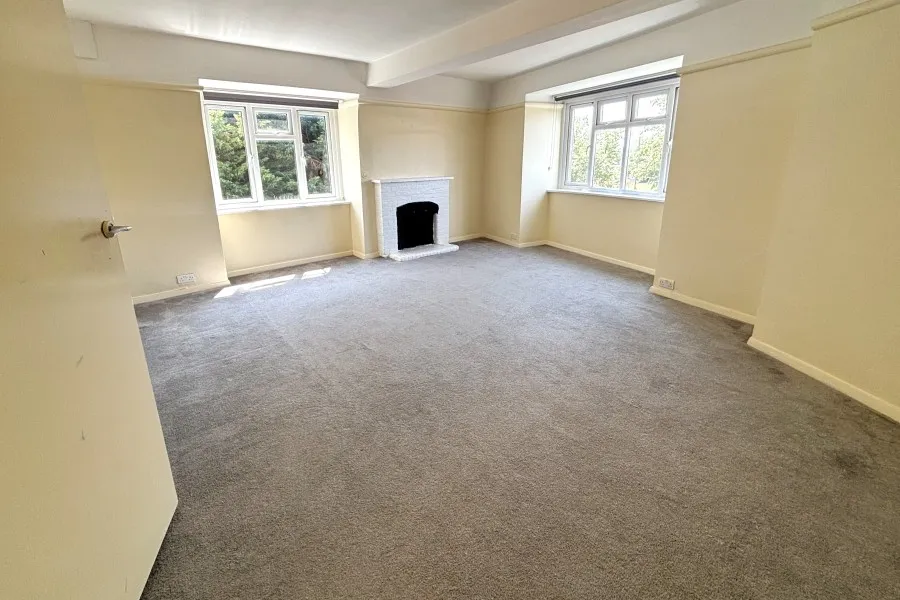 Queens Road, Weybridge, KT13, photo 4