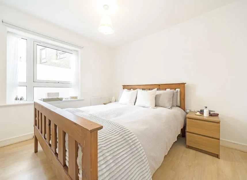 Hither Green Lane, Lewisham, SE13, photo 4