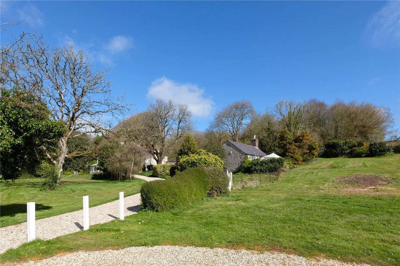 Rew, Martinstown, DT2, photo 54