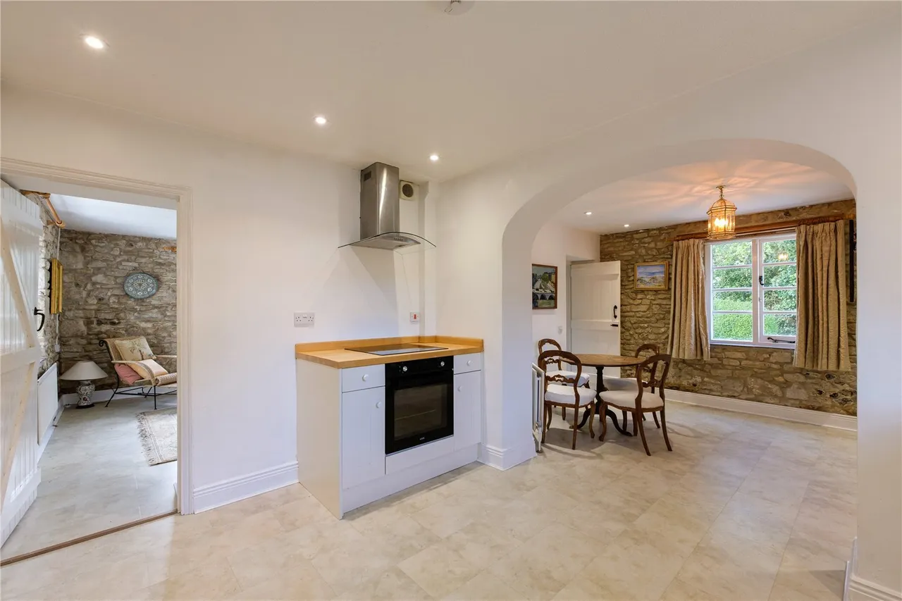 Rew, Martinstown, DT2, photo 63