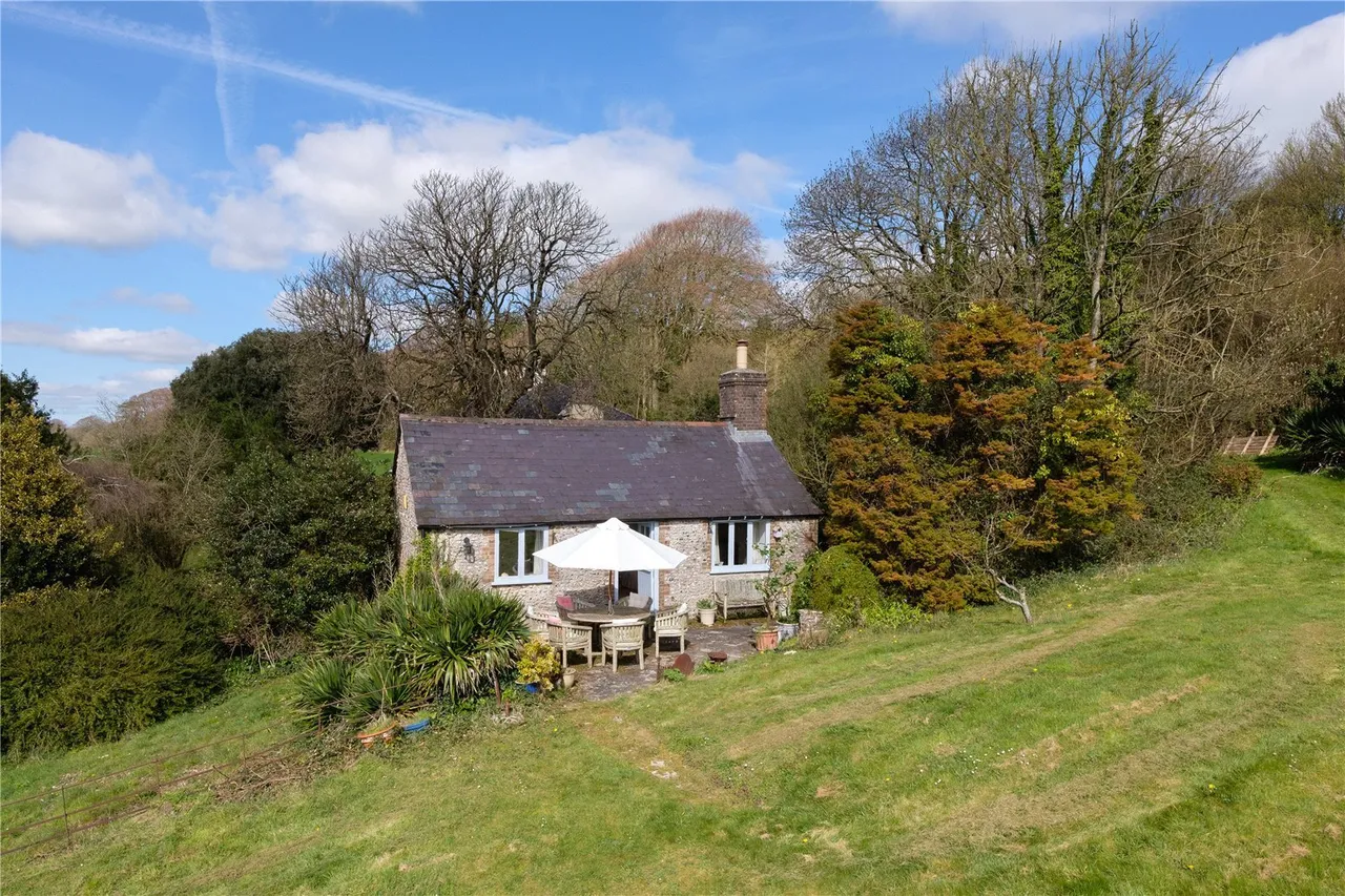 Rew, Martinstown, DT2, photo 47