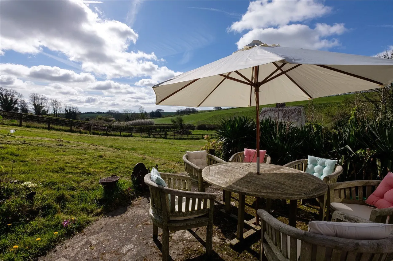 Rew, Martinstown, DT2, photo 53