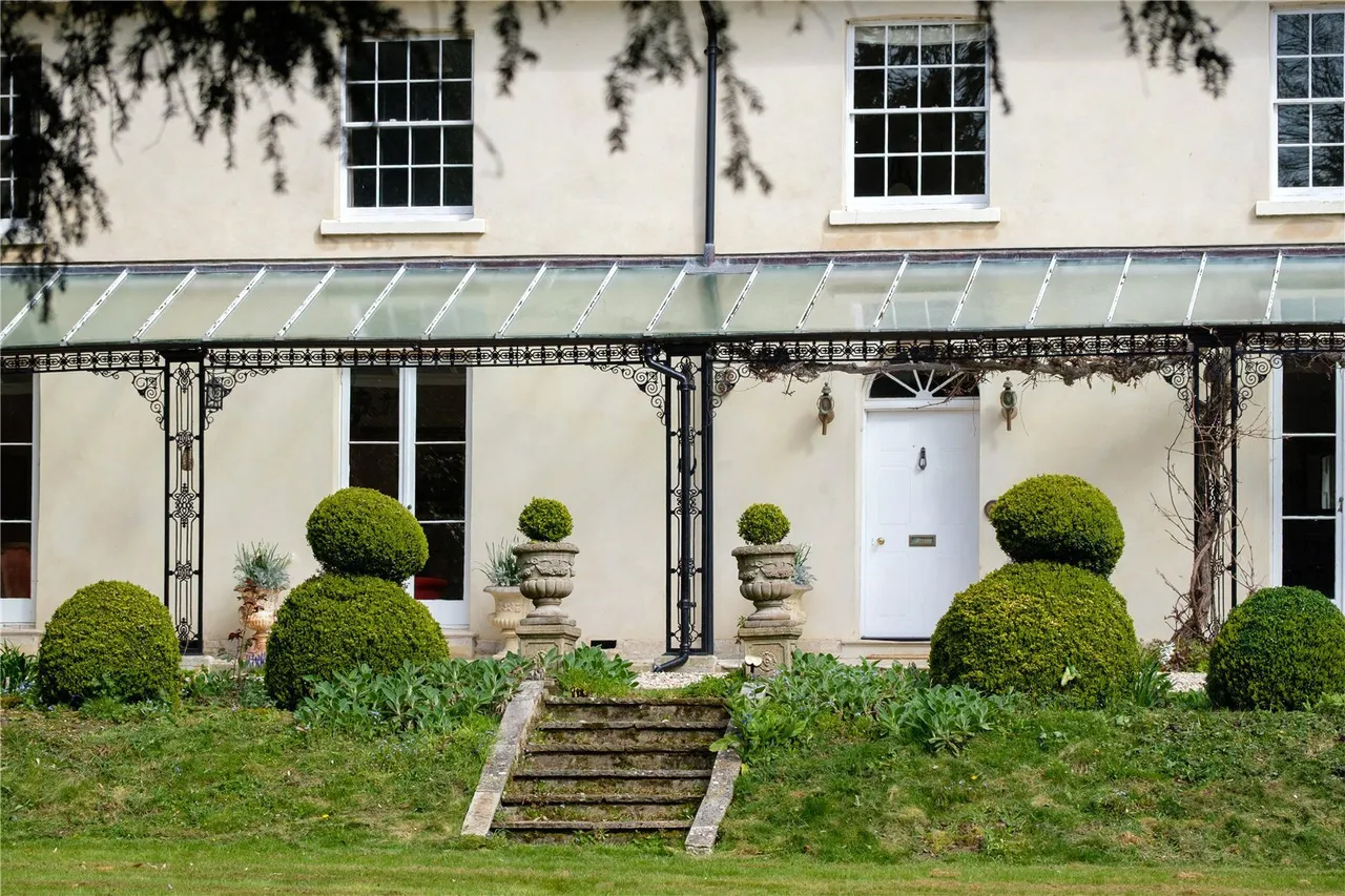 Rew, Martinstown, DT2, photo 75