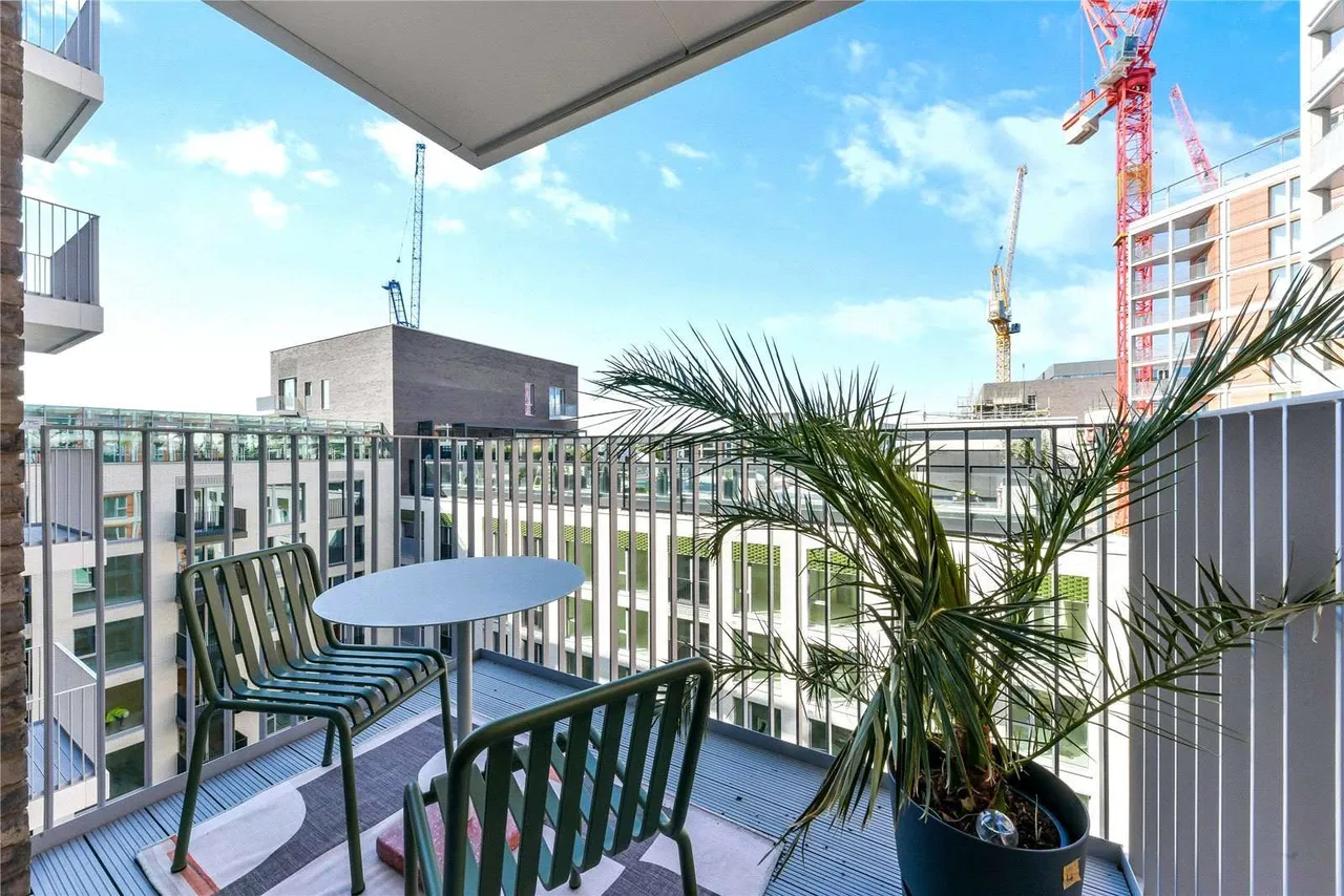 Nine Elms Lane, London, SW11 7DE, photo 8