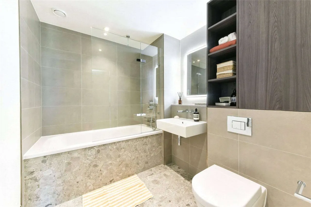 Nine Elms Lane, London, SW11 7DE, photo 7