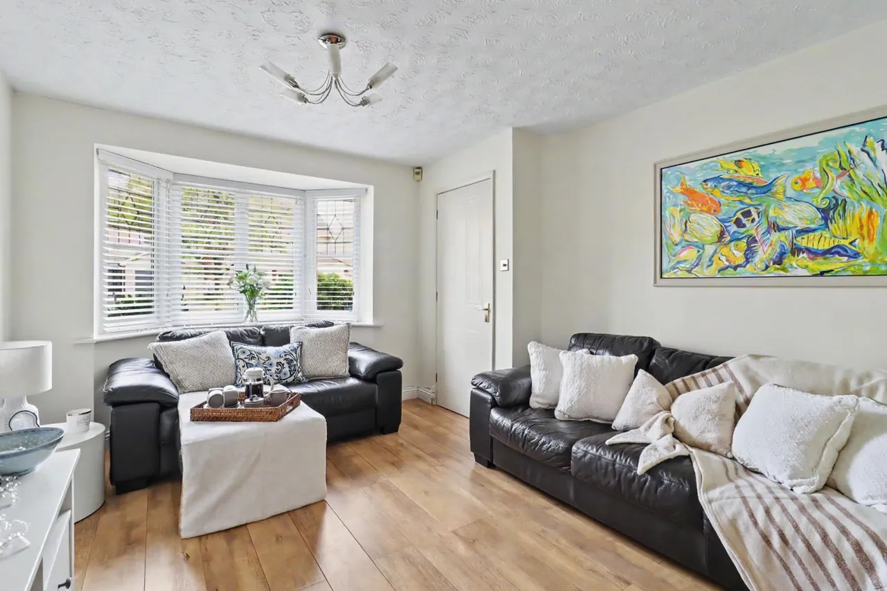 Cromwell Close, Ashby-De-La-Zouch, LE65, photo 4