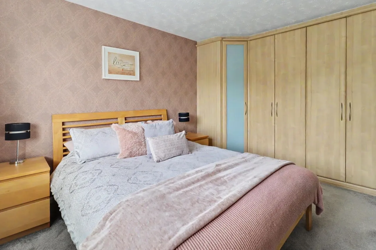 Cromwell Close, Ashby-De-La-Zouch, LE65, photo 10