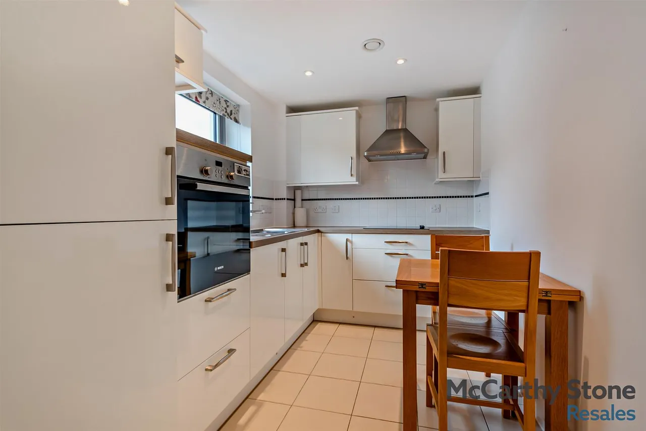 Fleet Road, Fleet, GU51, photo 5
