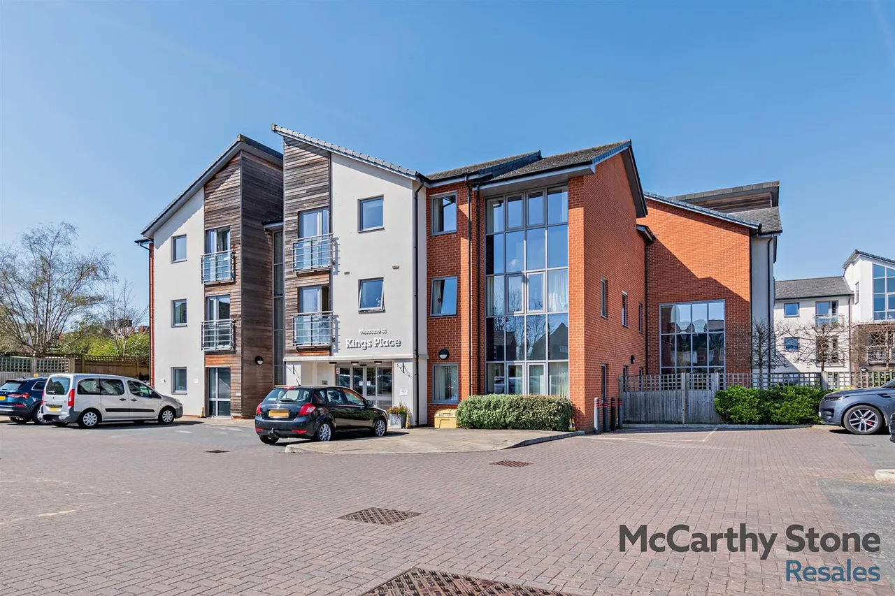 Fleet Road, Fleet, GU51, photo 10