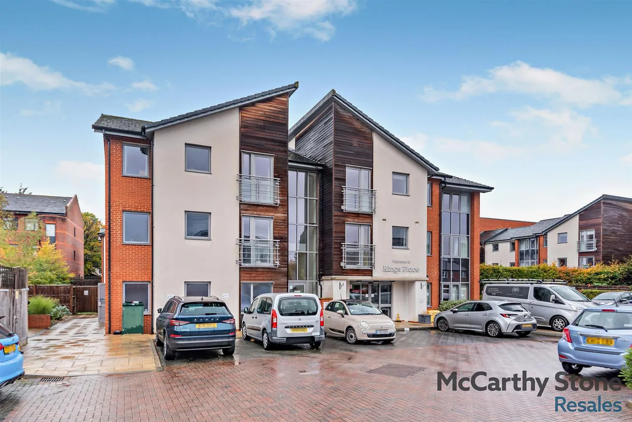 Fleet Road, Fleet, GU51, photo 20
