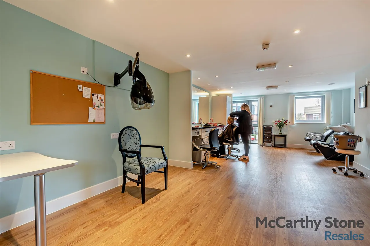 Fleet Road, Fleet, GU51, photo 16