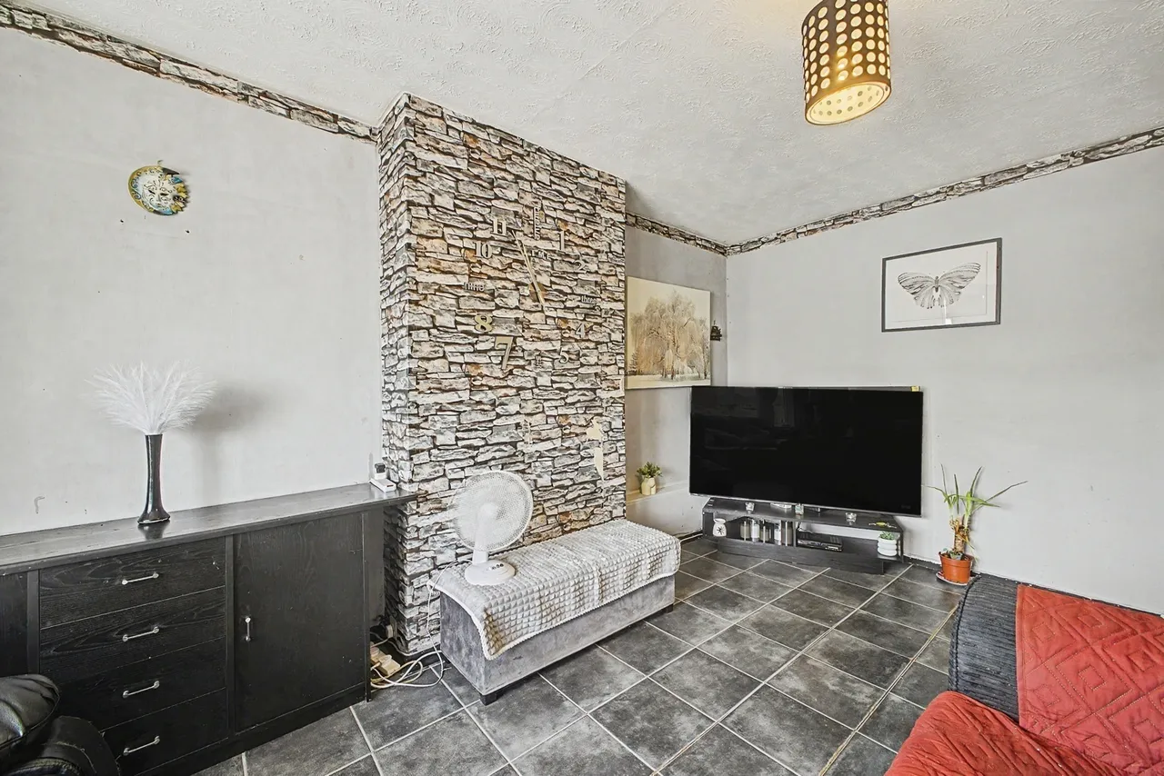 Cameron Drive, Northampton, NN5, photo 3