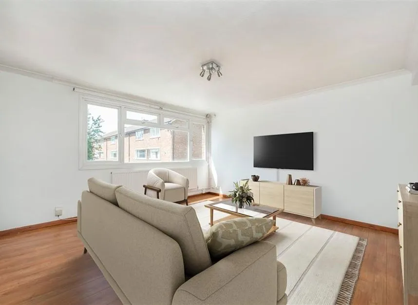 2 bed flat for sale — Lyme Farm Road, Lee, SE12