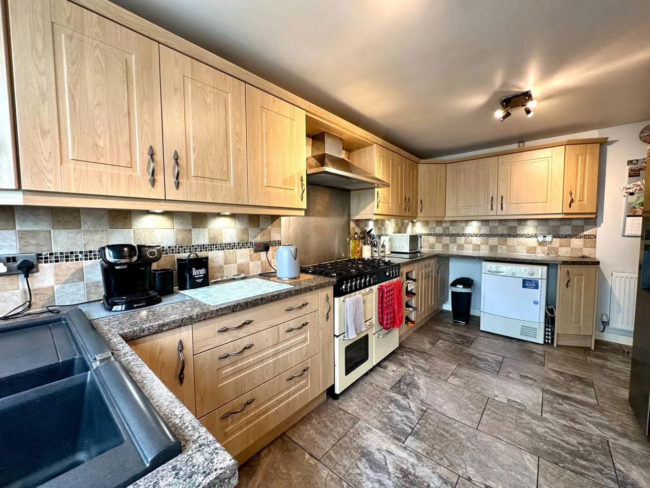 Belfry Close, Turnberry Estate, Walsall, WS3, photo 8