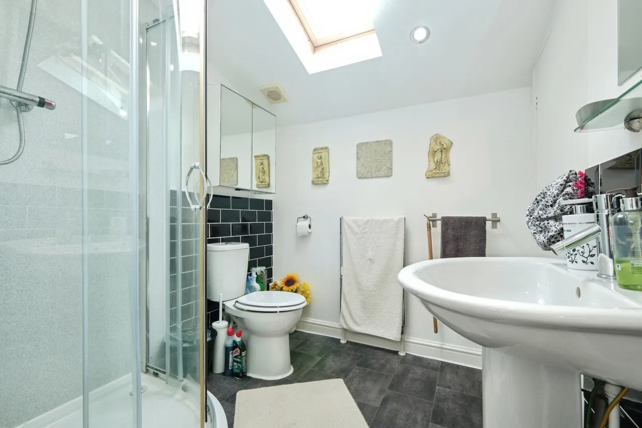 Marshall Road, Hayling Island, PO11, photo 22
