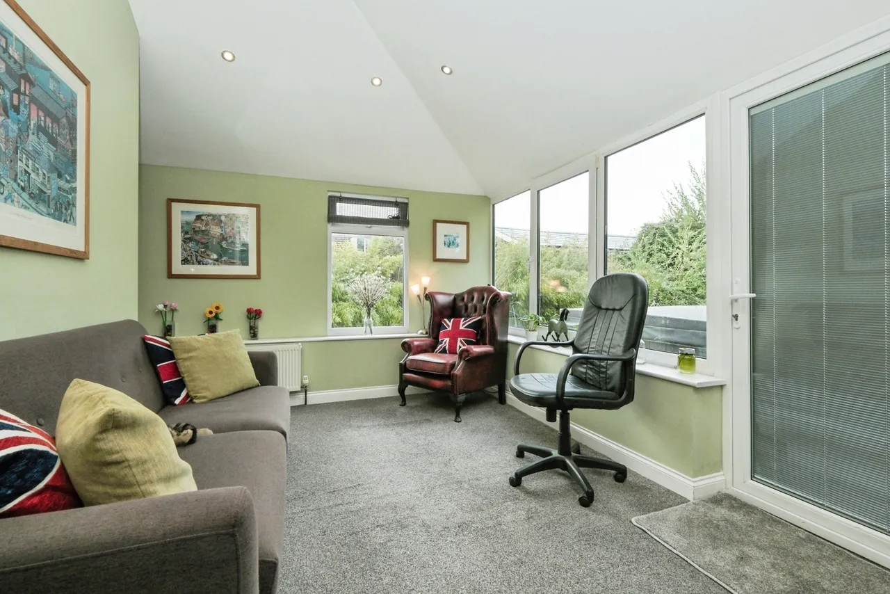 Marshall Road, Hayling Island, PO11, photo 13