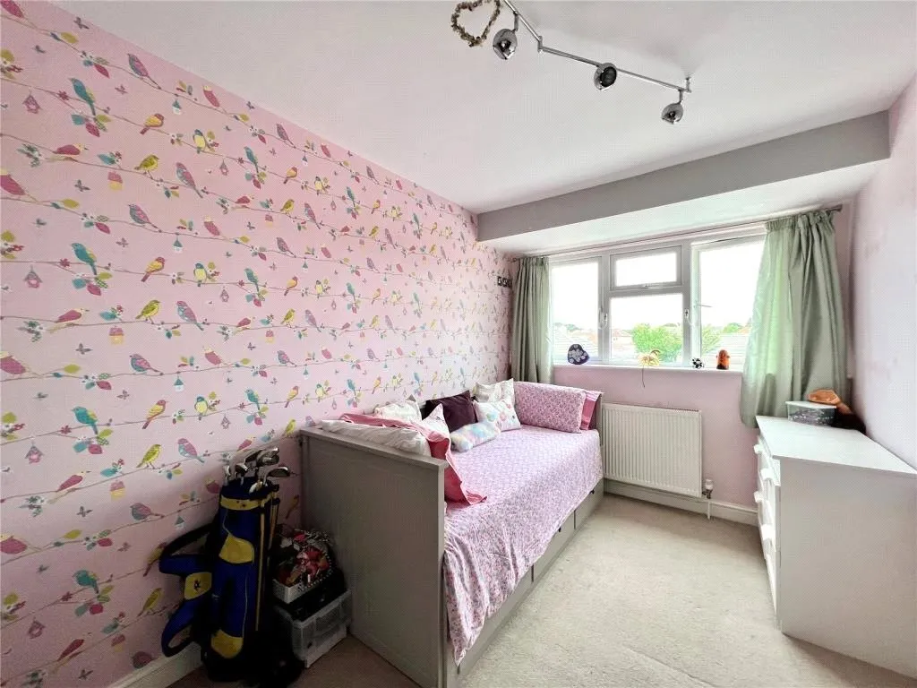Marshall Road, Hayling Island, PO11, photo 21
