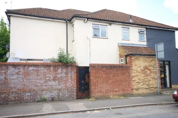 Dunstable Road, Luton, LU4, photo 8