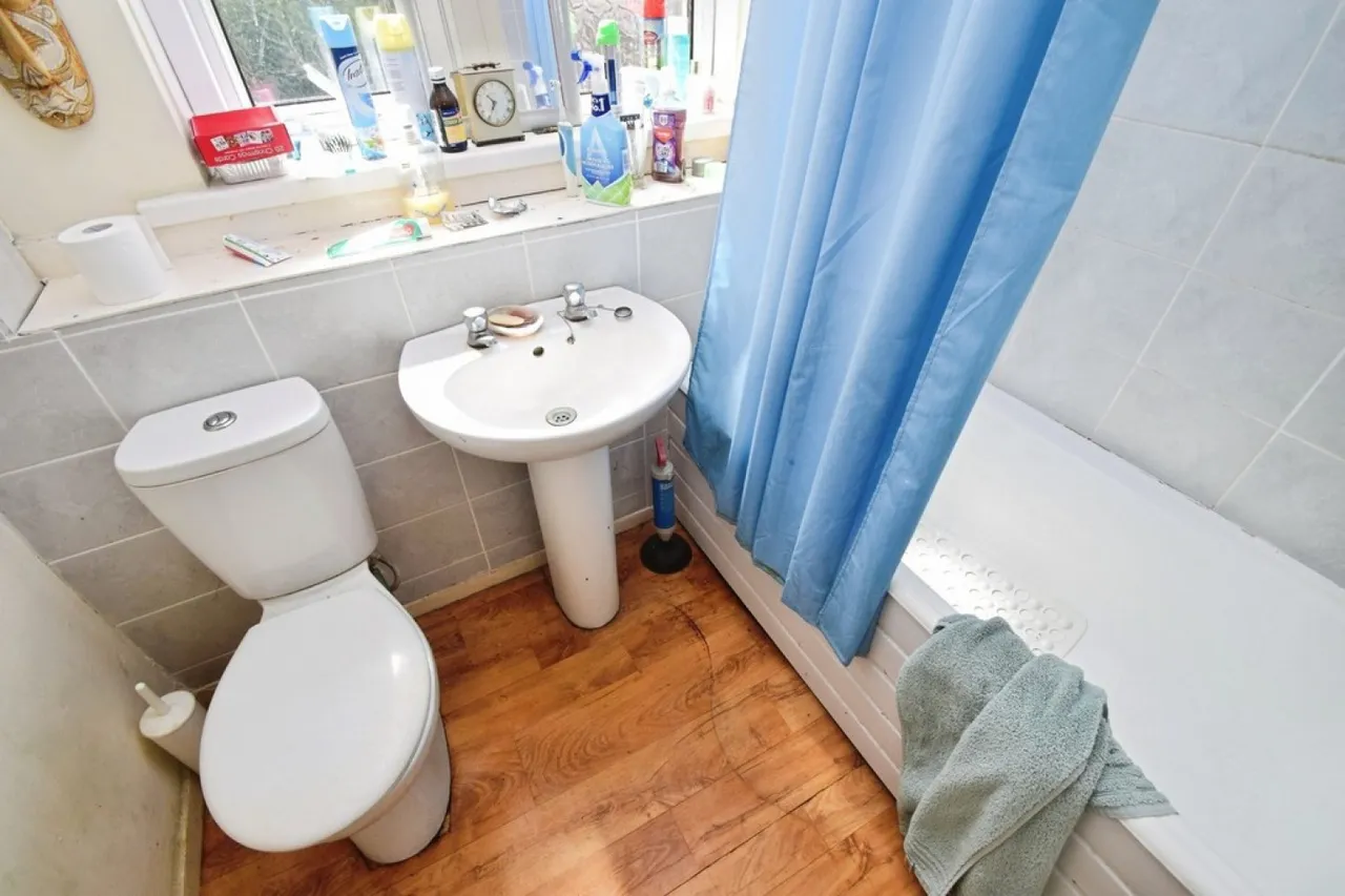 Shipley, Bradford, BD18, photo 6