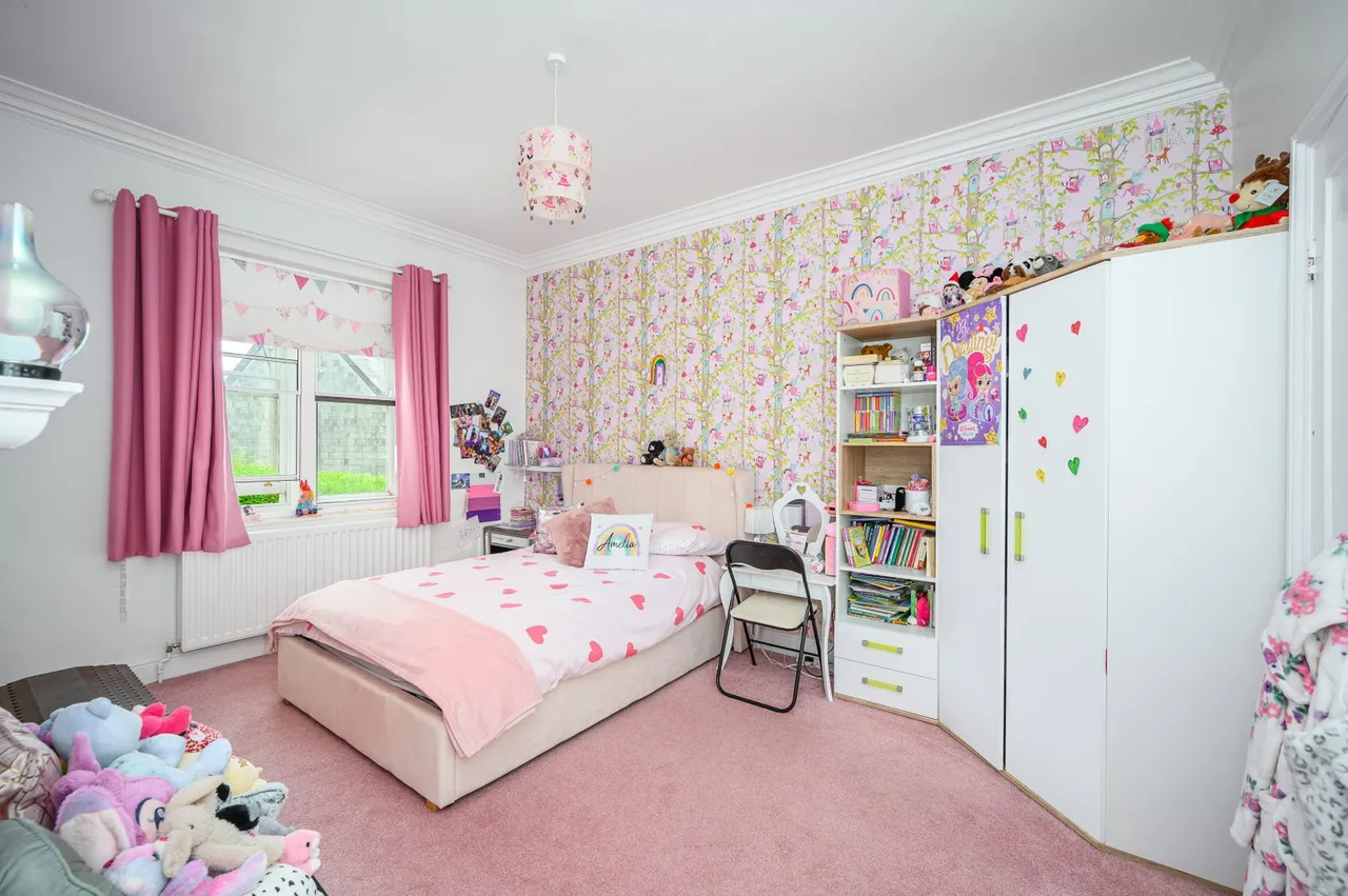 St Marys House, Brynmawr, photo 12