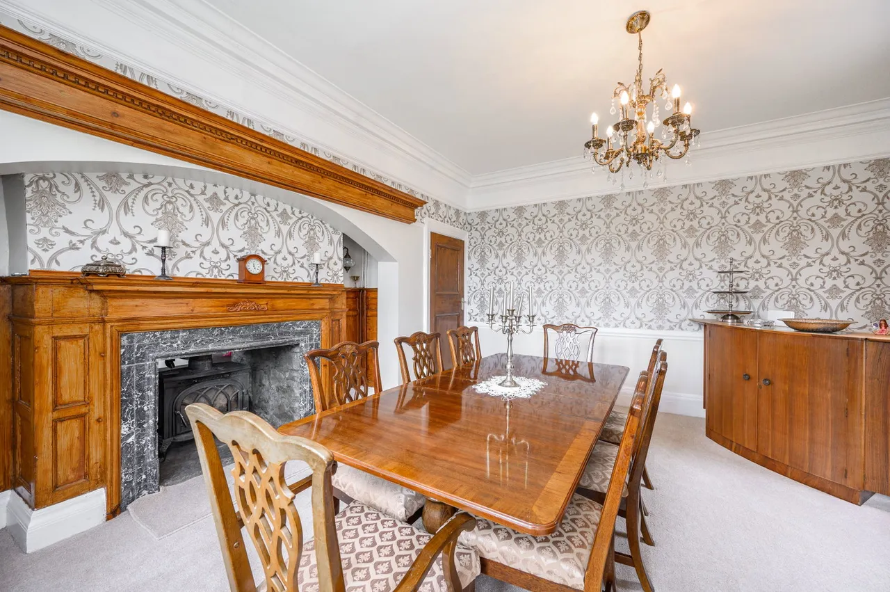 St Marys House, Brynmawr, photo 4
