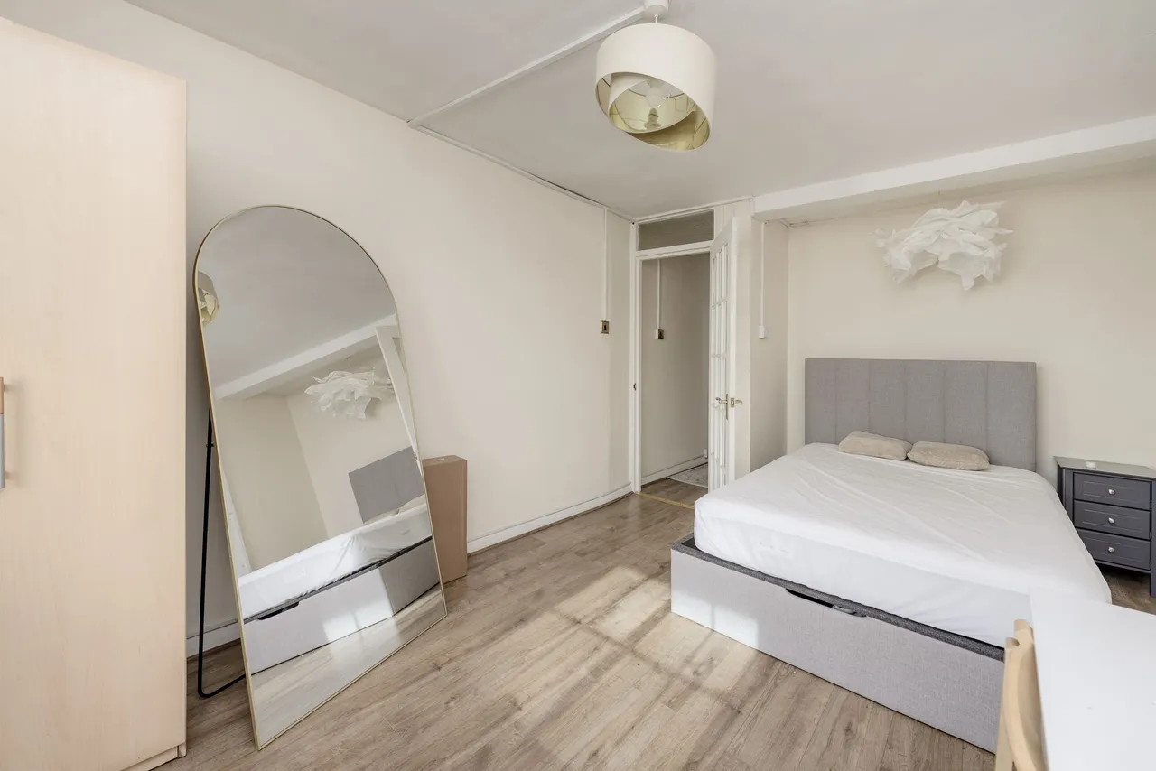 Gatliff Close, London, SW1W, photo 2