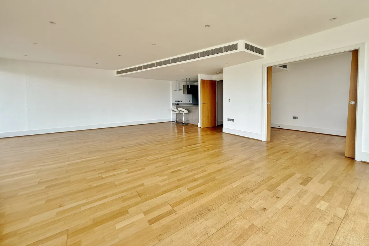 Juniper Drive, Battersea, SW18, photo 5