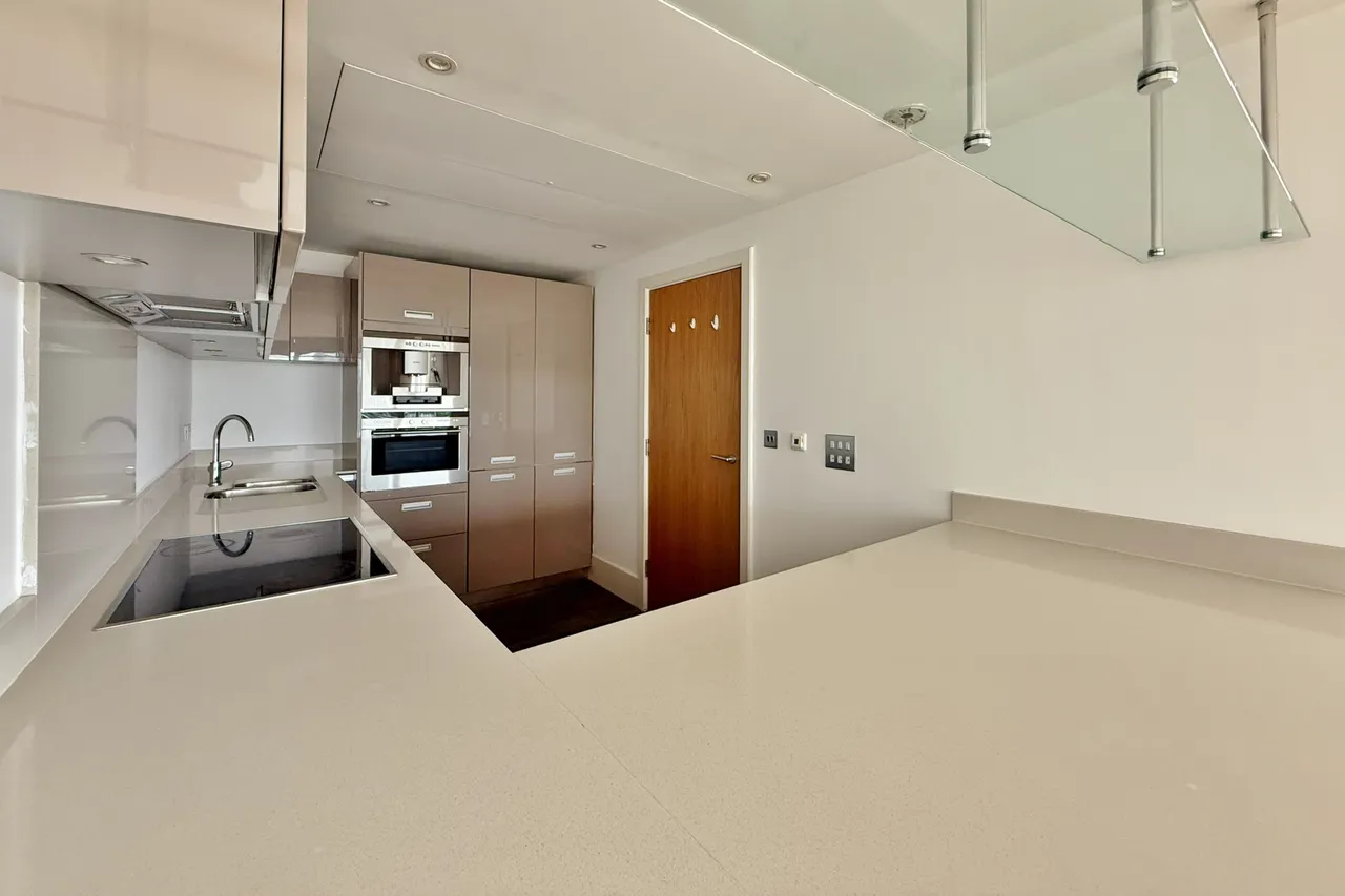 Juniper Drive, Battersea, SW18, photo 11