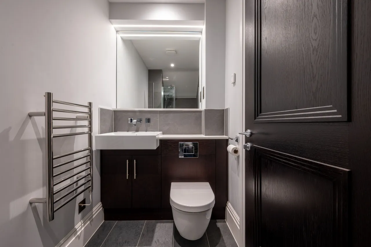 Apartment 5, Chantry Point, Northdown Lane, Guildford, photo 6