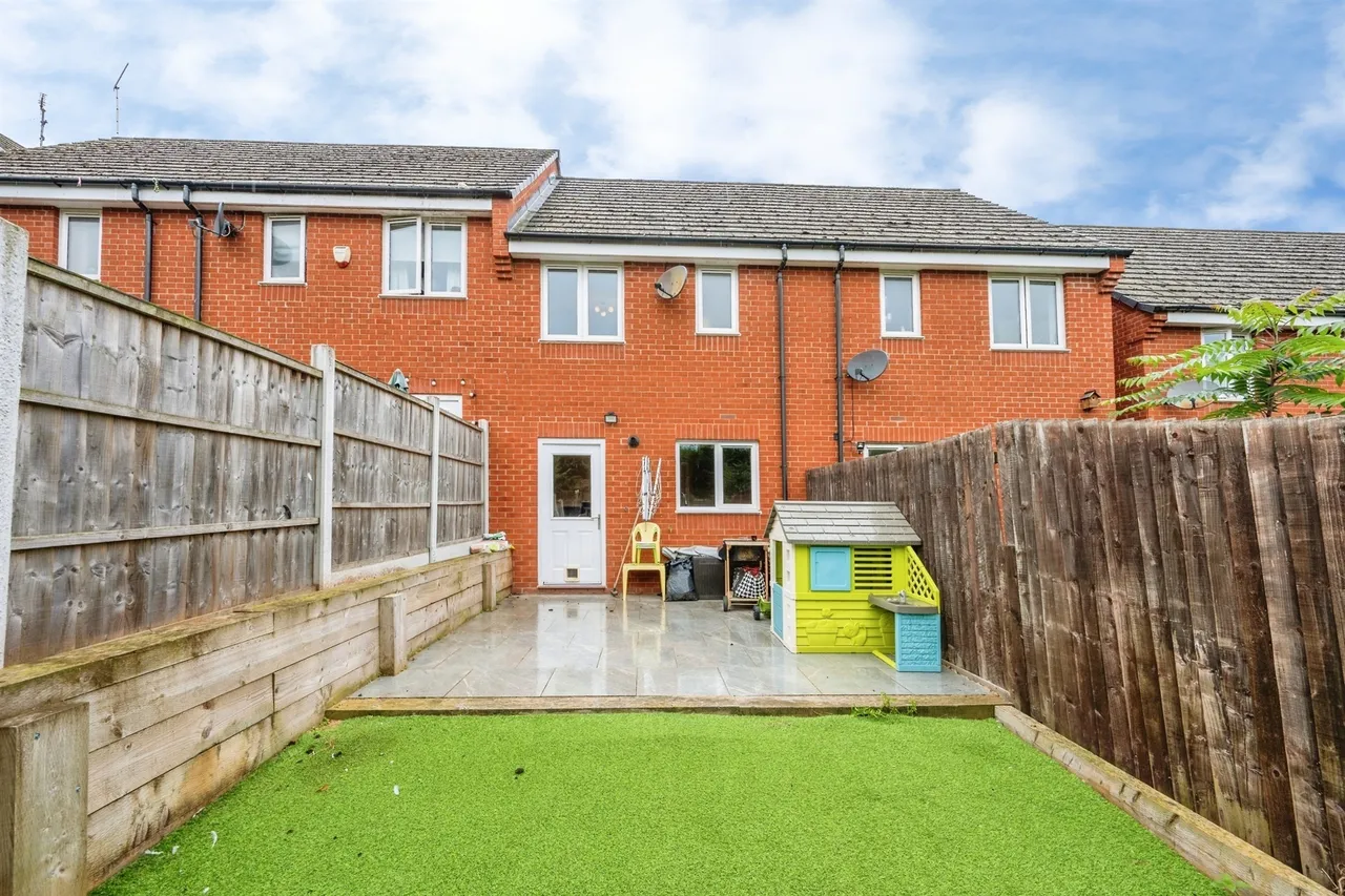 Quayle Court, Kidderminster, DY11, photo 14