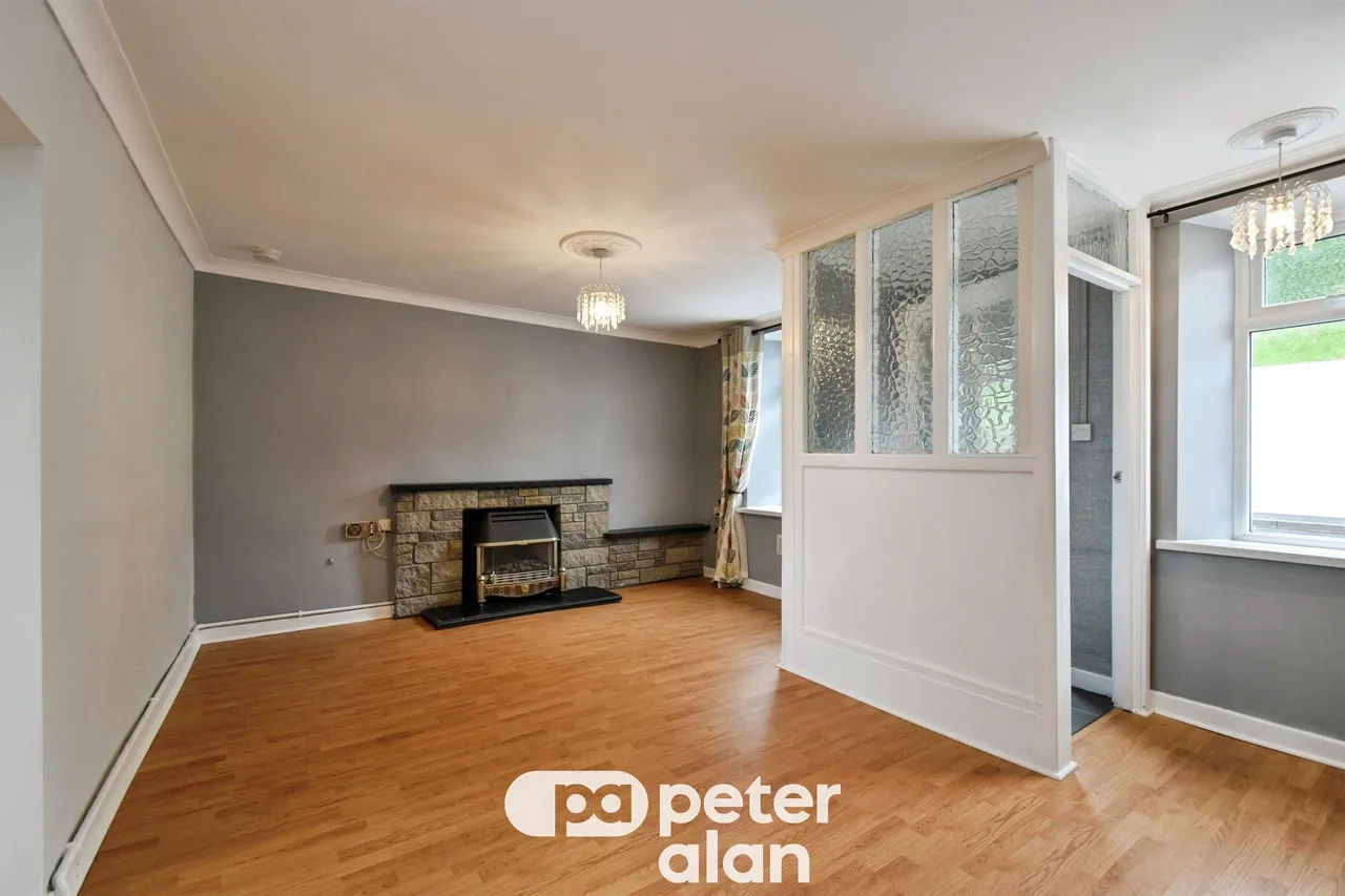 Francis Terrace, Merthyr Tydfil, CF48, photo 4