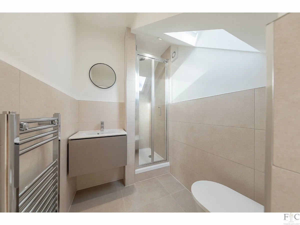 Leicester Road, LE7, photo 23