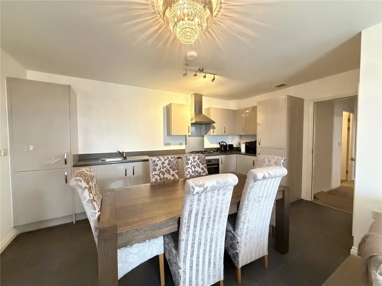 Trivia Close, Leighton Buzzard, Bedfordshire, LU7, photo 4