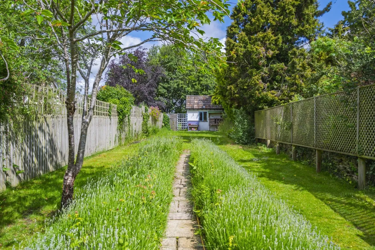 The Street, Crudwell, SN16, photo 15